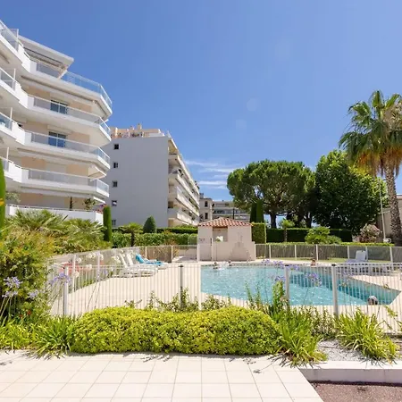 3-room In Prestigious Apartment