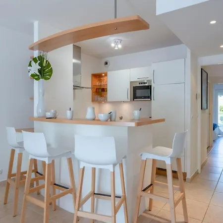 3-room In Prestigious Cannes