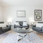 3-room In Prestigious Appartement *