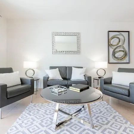 3-room In Prestigious *